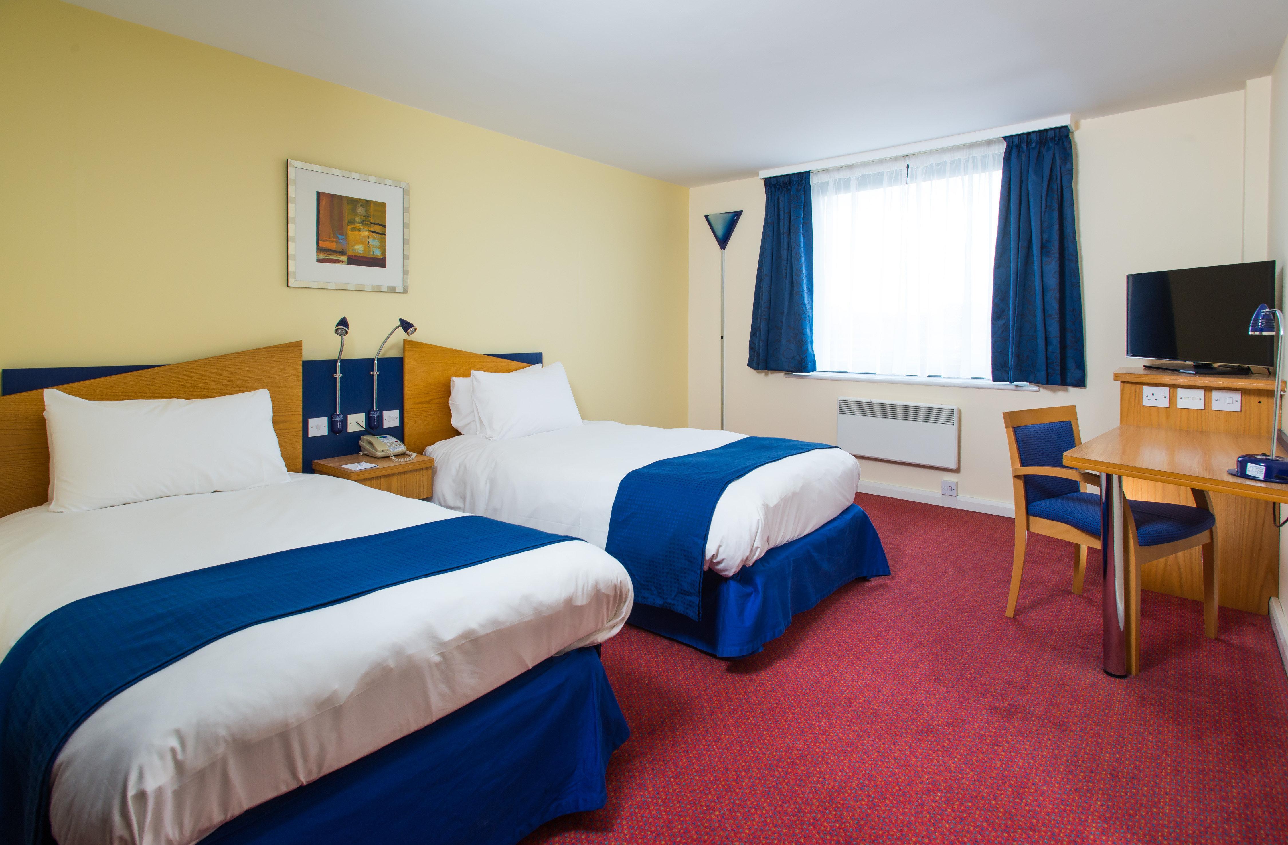 Holiday Inn Express Bradford City Centre By Ihg Exterior photo